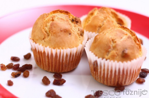 Almás-mazsolás muffin